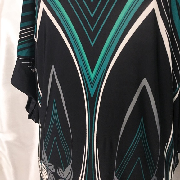 3 for $75!!! le château Art Deco style blouse, size Medium. - Picture 3 of 4